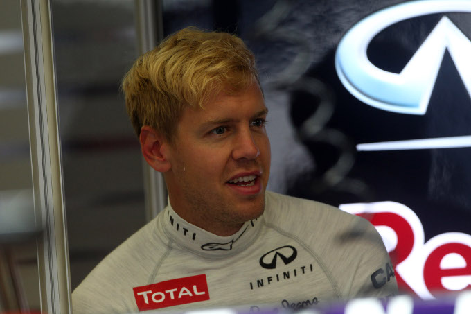 Vettel: “Non sappiamo cosa ha causato il problema alla gomma”