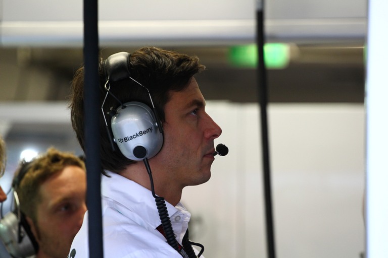 Wolff: “La questione Lotus è un danno per la F1”
