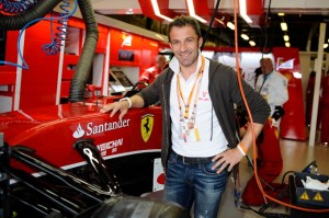 Alessandro Del Piero nei box della Ferrari a Melbourne