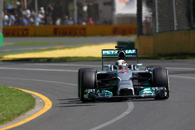 GP Australia, Libere 2: Mercedes al top con Hamilton e Rosberg. Alonso terzo