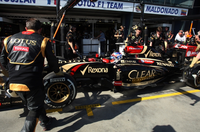 Lotus: Inizio difficile per Grosjean e Maldonado a Melbourne