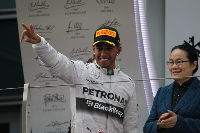 Hamilton: “Vittoria fantastica, complimenti al team”