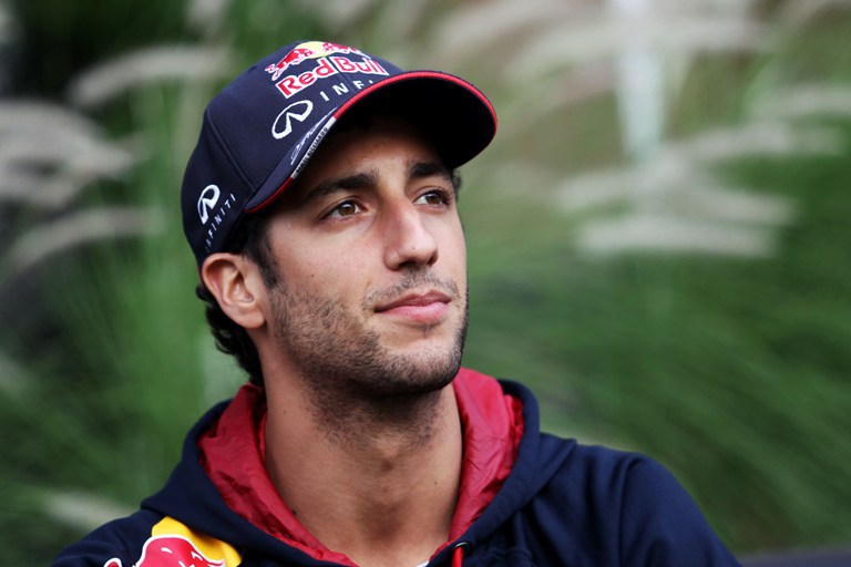 Ricciardo: “Da Barcellona potremo lottare con le Mercedes”