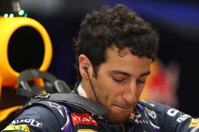 Ricciardo: “Sorpreso dai problemi Lotus”