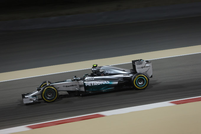 Rosberg: “Correndo di sera i test non contano più in Bahrain”