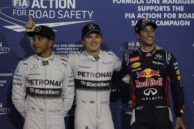 GP Bahrain: Rosberg in pole position, Ferrari indietro