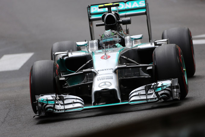 Mercedes: Rosberg avrebbe già firmato per altri due anni