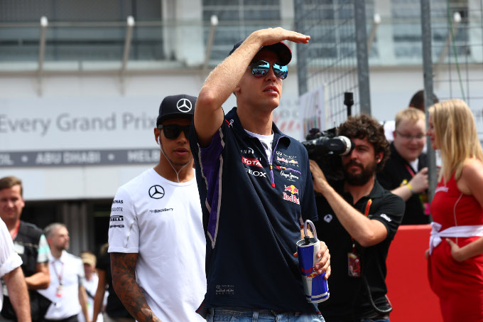 Marko: “McLaren e Mercedes vogliono Vettel”