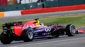 Red Bull: Vettel, “Abbiamo svolto un buon lavoro per Pirelli”