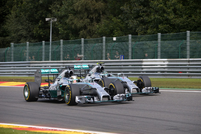 La FIA non indagherà sull’incidente tra Rosberg e Hamilton