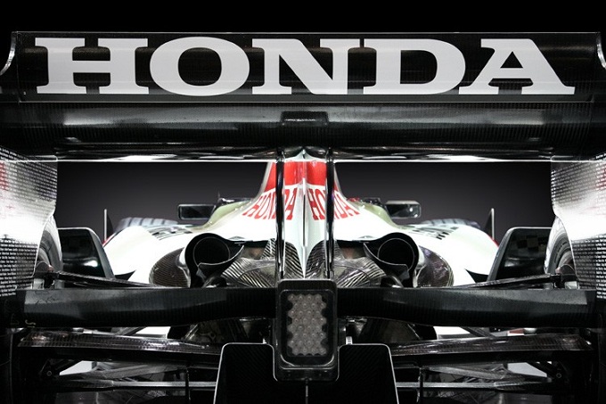 Formula 1, Honda indietro di 3 mesi sullo sviluppo della power unit