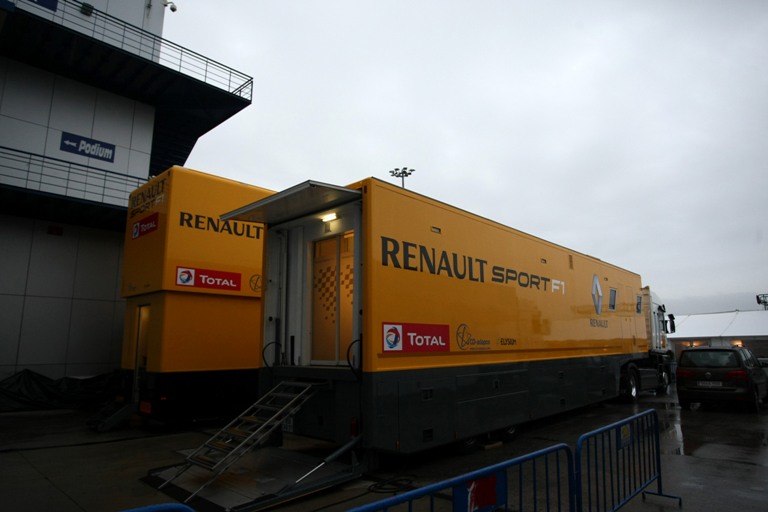 Renault chiede più libertà sul motore