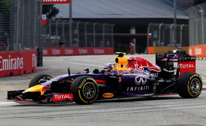 Red Bull: Ricciardo, “Difficile pensare che siamo lontani dalle Mercedes solo tre decimi”