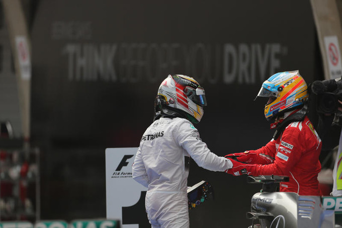 Mercedes: idea Alonso per il 2016