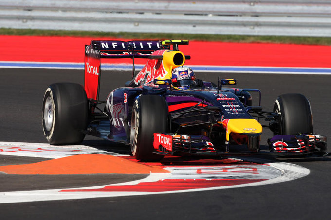 Ricciardo: “La Red Bull può solo limitare i danni a Sochi”