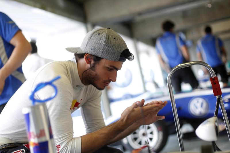 F1 2015: Toro Rosso pronta ad annunciare il secondo pilota