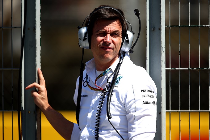 Wolff: “Cambiano le regole per sfavorire la Mercedes”