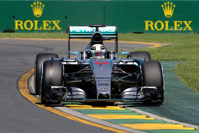 Si sblocca la trattativa tra Lewis Hamilton e la Mercedes?