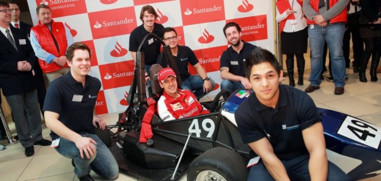 Sebastian Vettel saluta Santander Germania