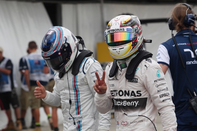 Hamilton: “La pole position è un buon inizio”
