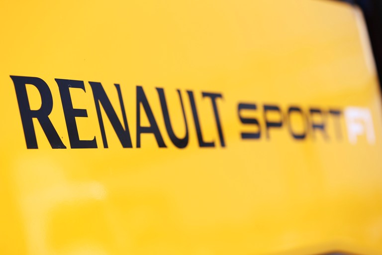 Renault non vuole abbandonare la F1