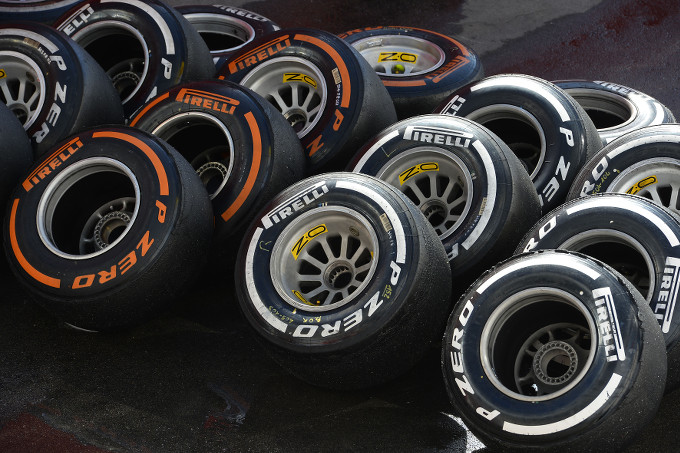 Test F1 a Barcellona: testate anche le gomme Pirelli 2016