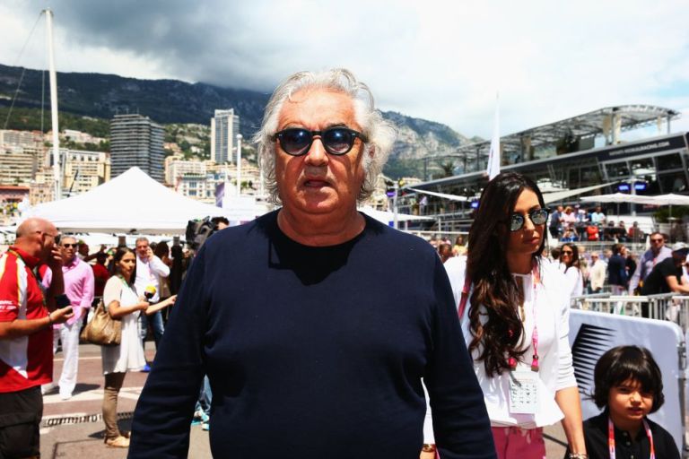 Briatore: “La vittoria Ferrari in Malesia dovuta all’errore Mercedes”