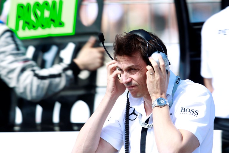 Wolff: “Basta criticare la F1!”