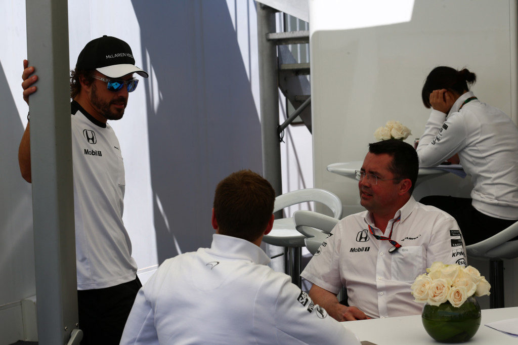 McLaren, Boullier preoccupato: “Senza vittorie è difficile trovare sponsor”