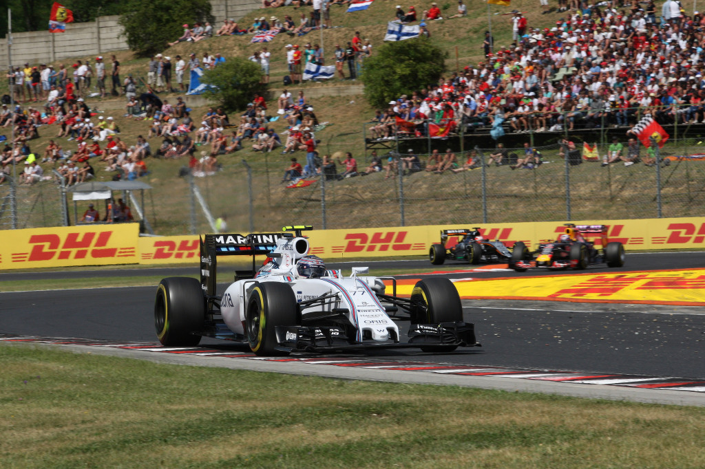 Williams, Bottas infastidito dai rumor: “Penso solo a guidare, non al mercato…”