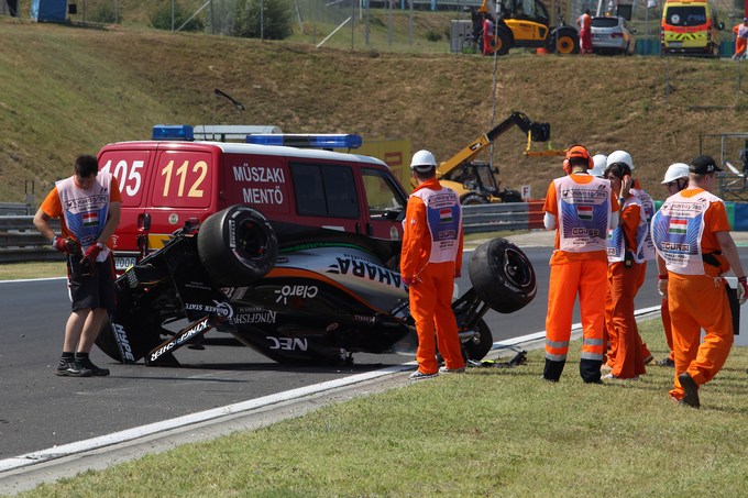 La Force India salta l’FP2 per indagare sull’incidente di Perez