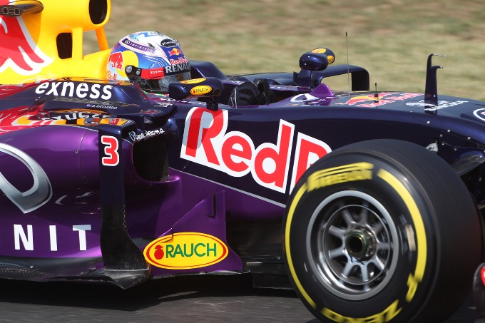 Ricciardo: “Più vicini del previsto alla Mercedes”