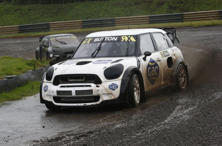 Test su un’auto da RallyCross per Button