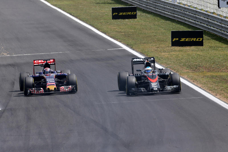 Toro Rosso, Verstappen elogia Alonso: “Impressionato da come guida”
