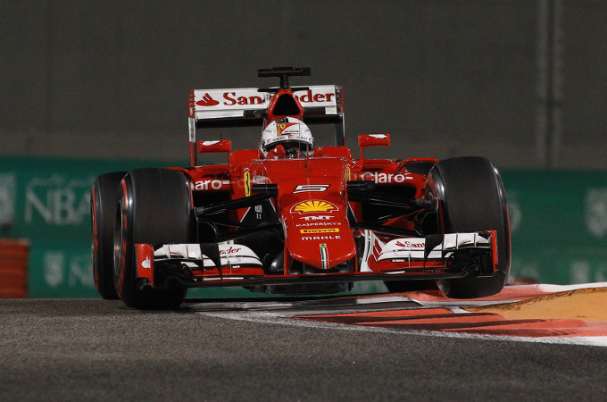 Vettel: “Vorrei ci fosse meno distacco con le macchine davanti”