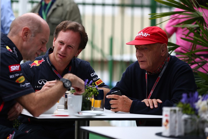 Chris Horner: “Il dominio della Mercedes sta danneggiando la F1”