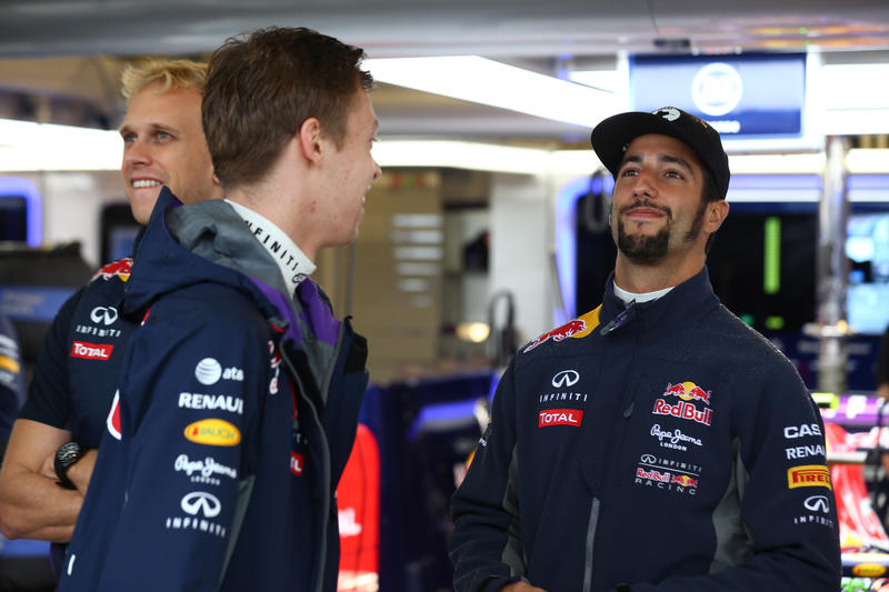 Red Bull, Ricciardo: “Kvyat può migliorare ancora”