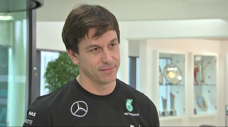 Wolff: “Sbagliato comparare la F1 alla MotoGp”