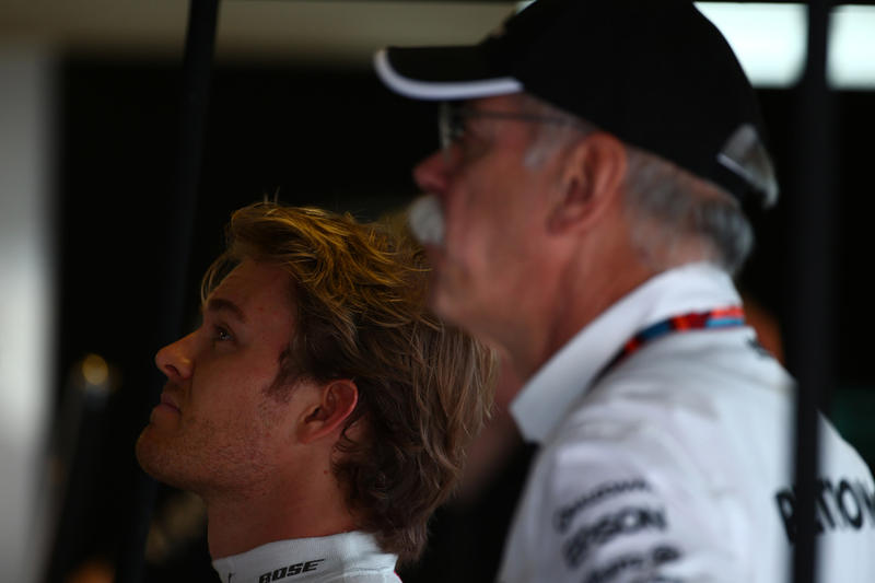 Mercedes, Zetsche: “La Red Bull non ci ha mai chiesto i motori in via formale”