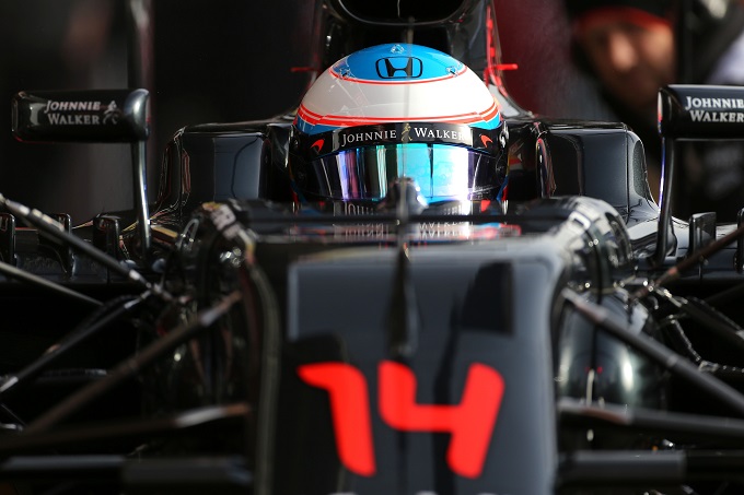 Alonso non ha dubbi: “Solo la McLaren può mettere fine al dominio Mercedes”