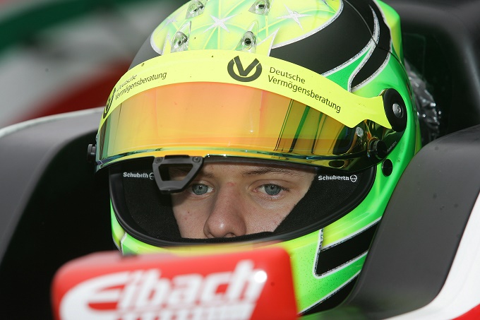 Mick Schumacher, Sabine Kehm: “Prematuro parlare di F1”