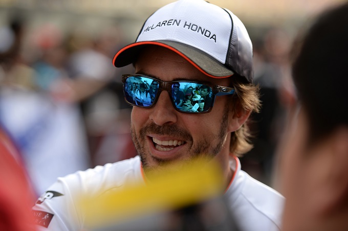 Johnny Herbert rincara la dose: “Il tempo di Alonso in F1 è finito”