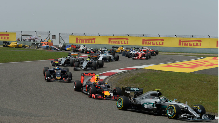 I team di F1 propongono l’aumento del limite del carburante