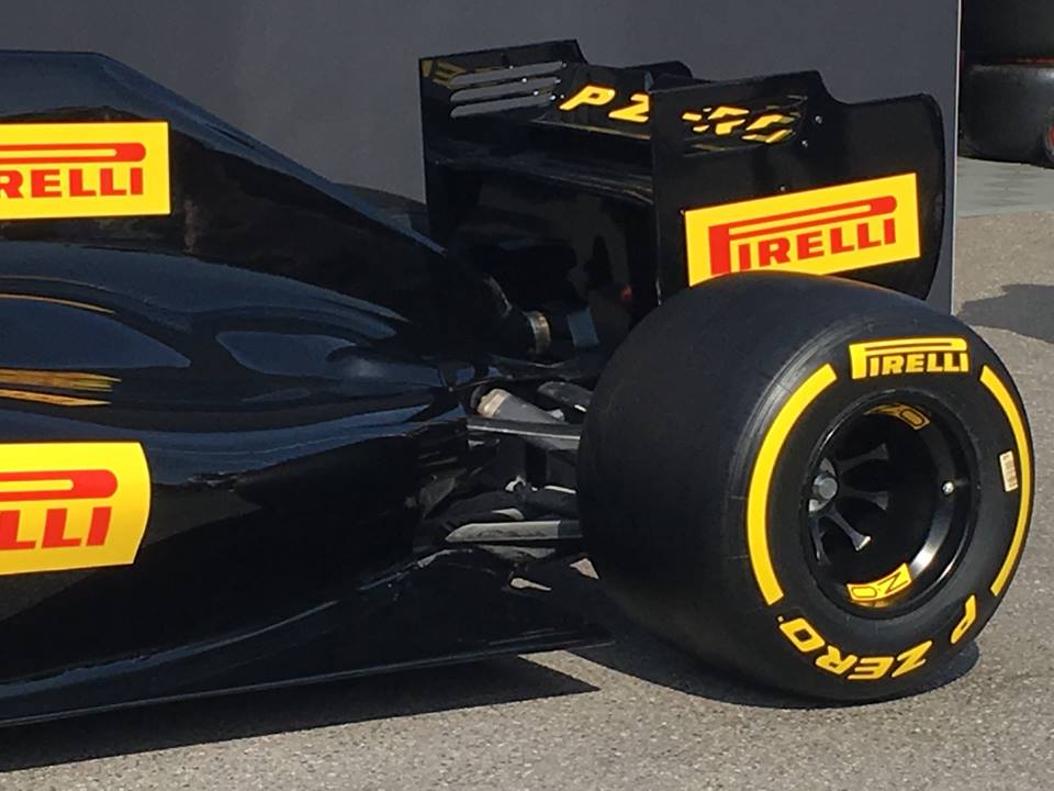 F1 – Pirelli presenta le nuove gomme 2017