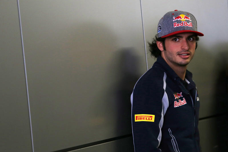 Toro Rosso, Sainz: “La vicenda Verstappen mi fa ben sperare: può succedere anche a me”