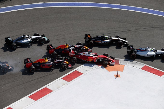 Jean Alesi: “Gli errori di Kvyat? Frutto della pressione della Red Bull”
