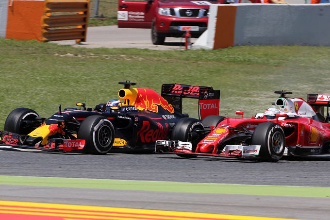 Ferrari, Vettel: “La Red Bull? Non costituisce una seria minaccia”