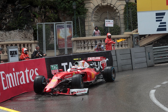 Raikkonen: “L’incidente? Ho perso aderenza”
