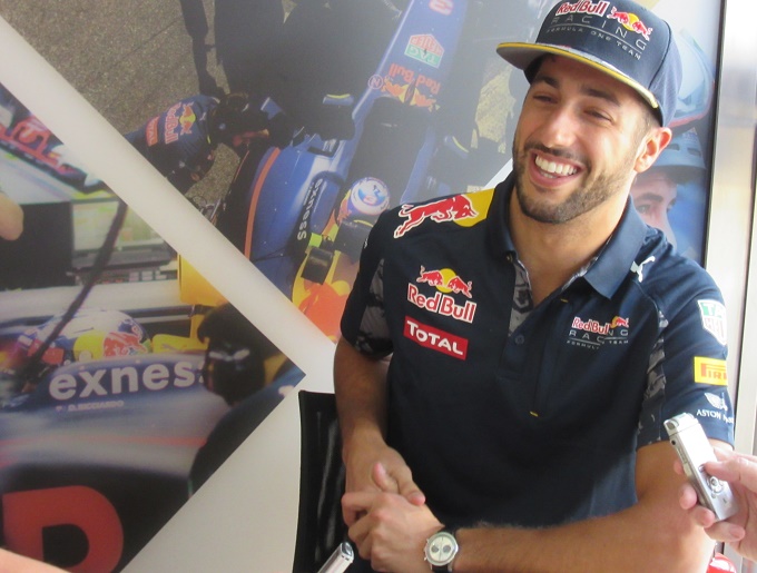 Ricciardo: “Verstappen sarà subito competitivo”