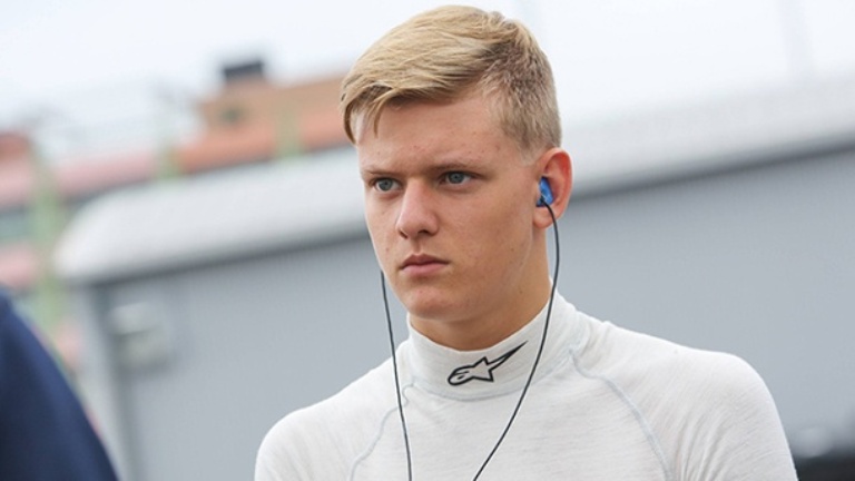 Verstappen: “Su Schumacher Jr. tanta pressione”